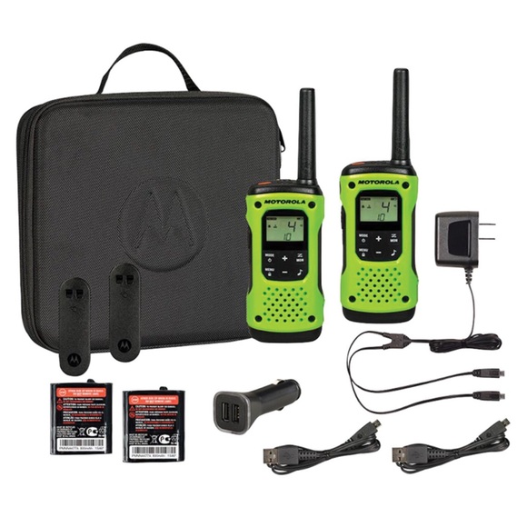 MOTOROLA T605 35-Mile Talkabout H2O 2-Way Radio